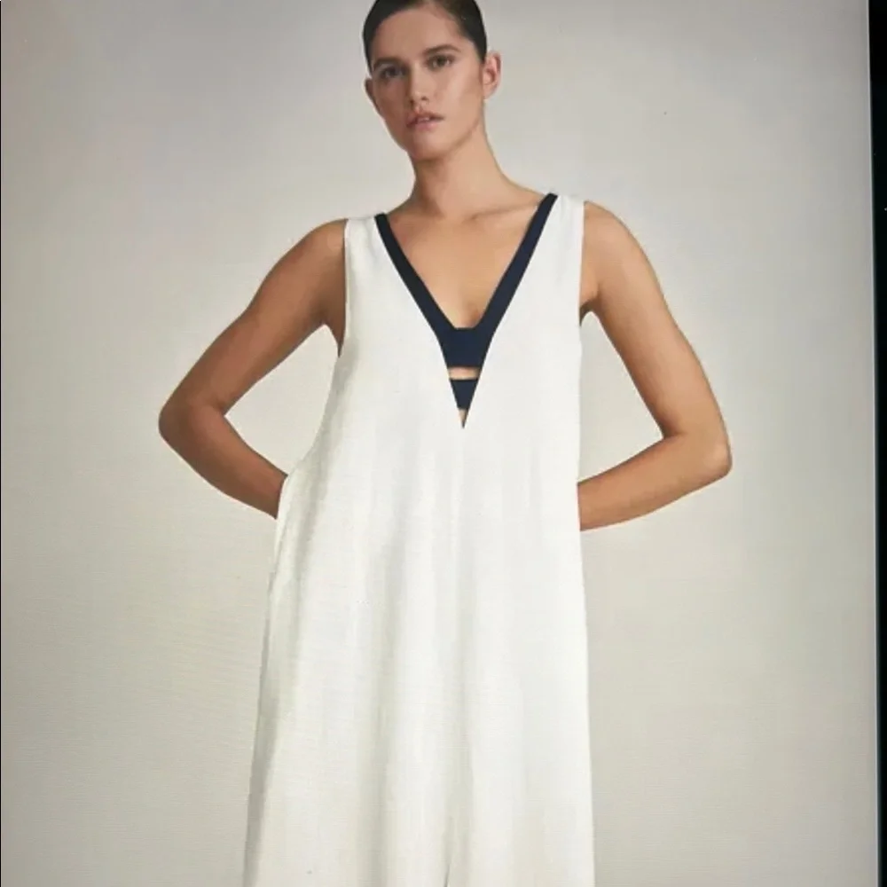 Reiss White Linen Midi Dress Contrast Navy Trim Deep V | US 2 - Picture 2 of 7